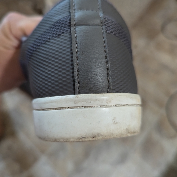 Men's Grey Lacoste Tennis Shoes - Picture 11 of 16